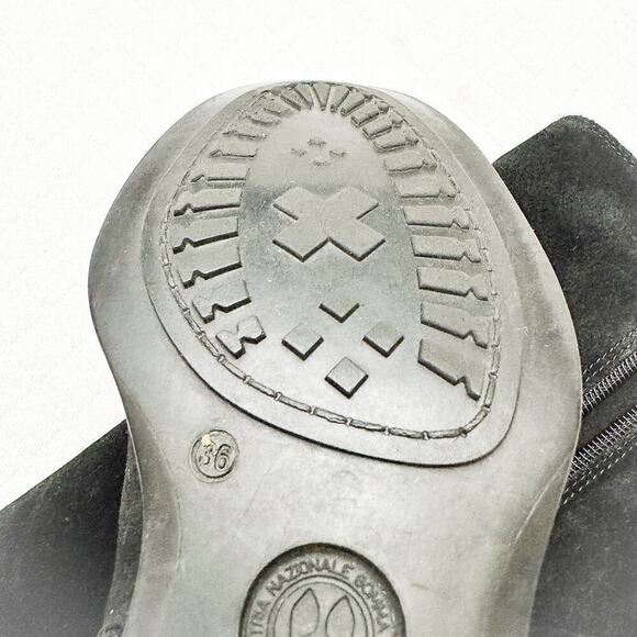 Aquatalia Unicorn Black Suede Leather Knee High Riding Boots Size 36 - Picture 5 of 6